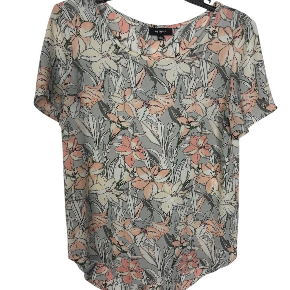 Premise Studio Gray and Peach Floral Short Sleeve Blouse Size Small